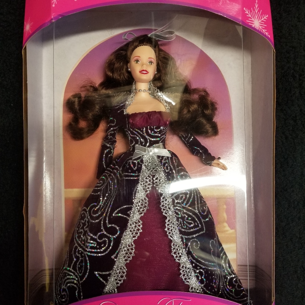 1996 Winter Fantasy Brunette Barbie